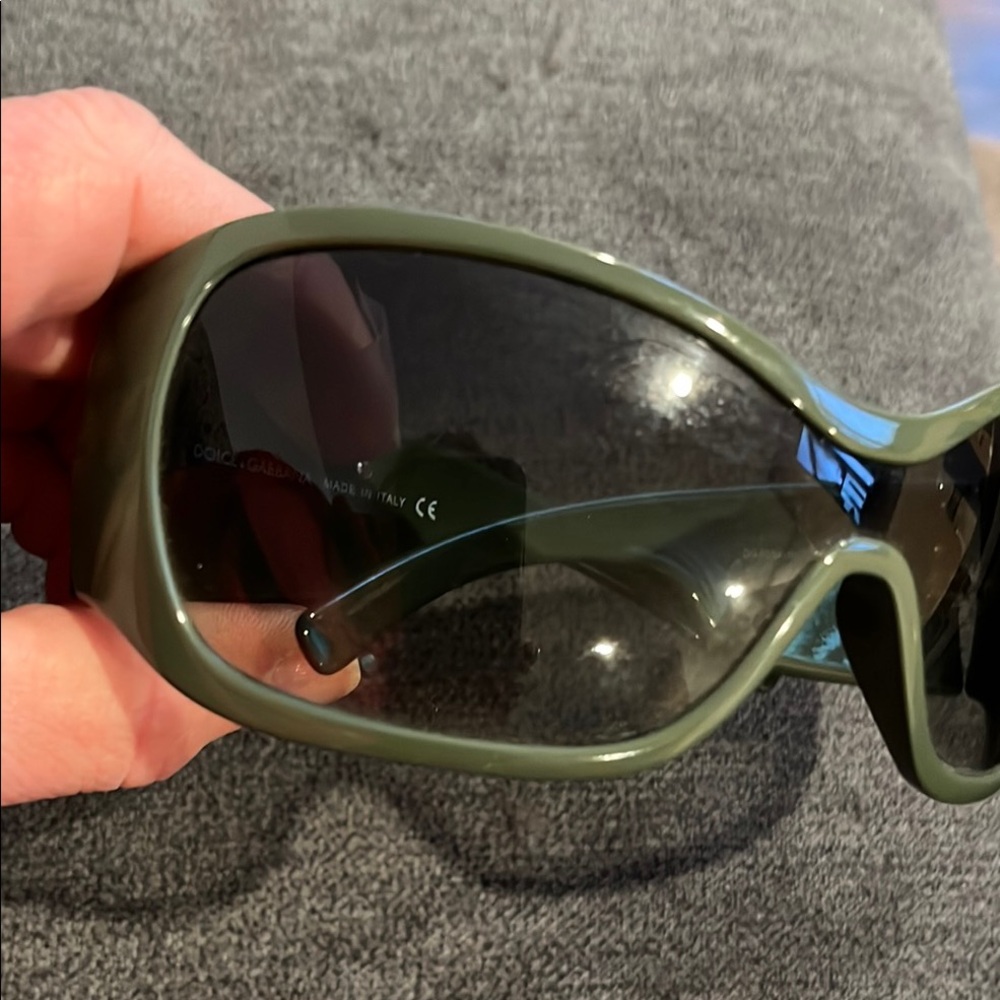 Dolce Gabbana Olive Green sheild Sunglasses - Picture 14 of 16